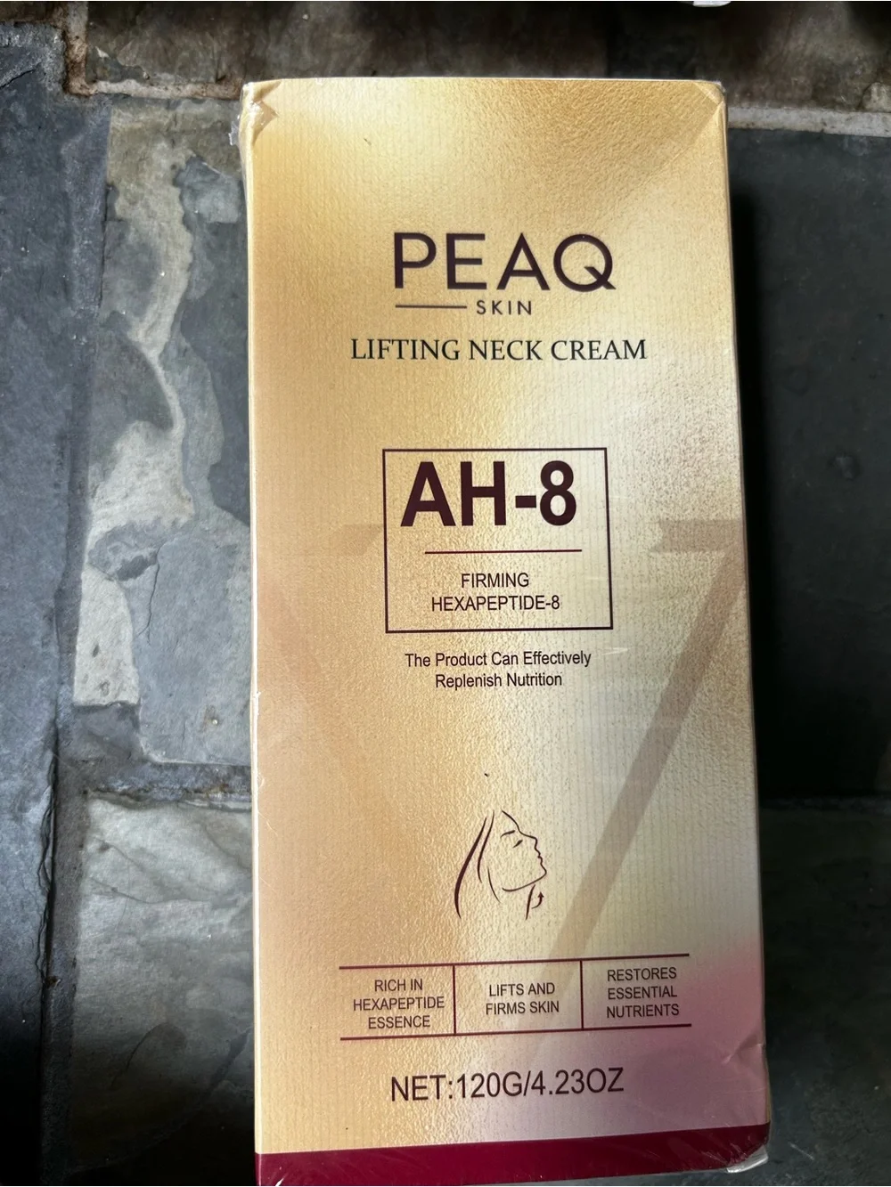 PEAQ Skin Lifting Neck Cream New In Box